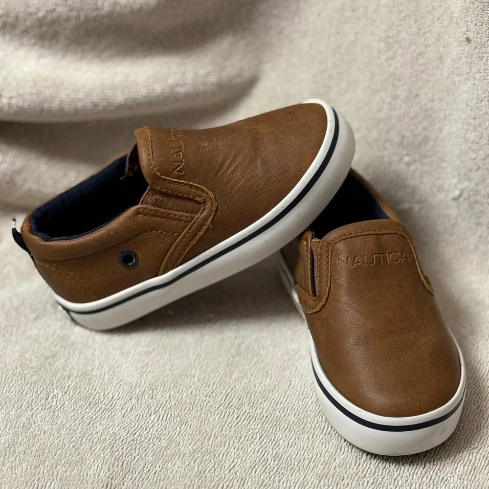 Nautica Kids‎ Brown Slip On Loafers Shoes Casual Comfort Toddler Size 7